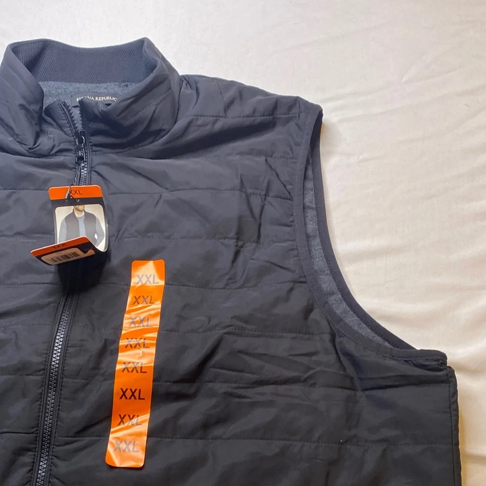 Banana Republic Men's‎ Black Quilted Vest